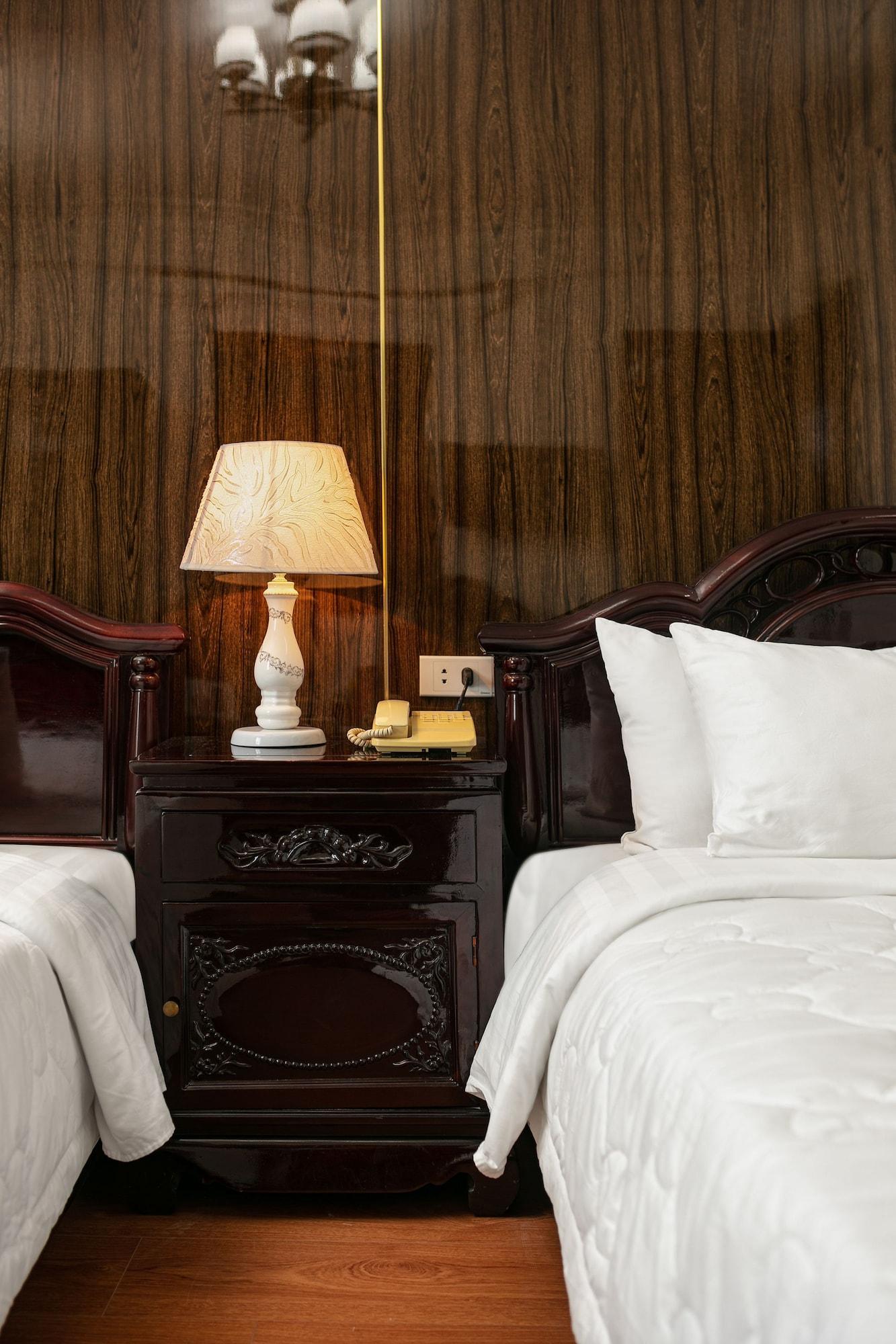 Little Diamond Hotel Hanoi Buitenkant foto