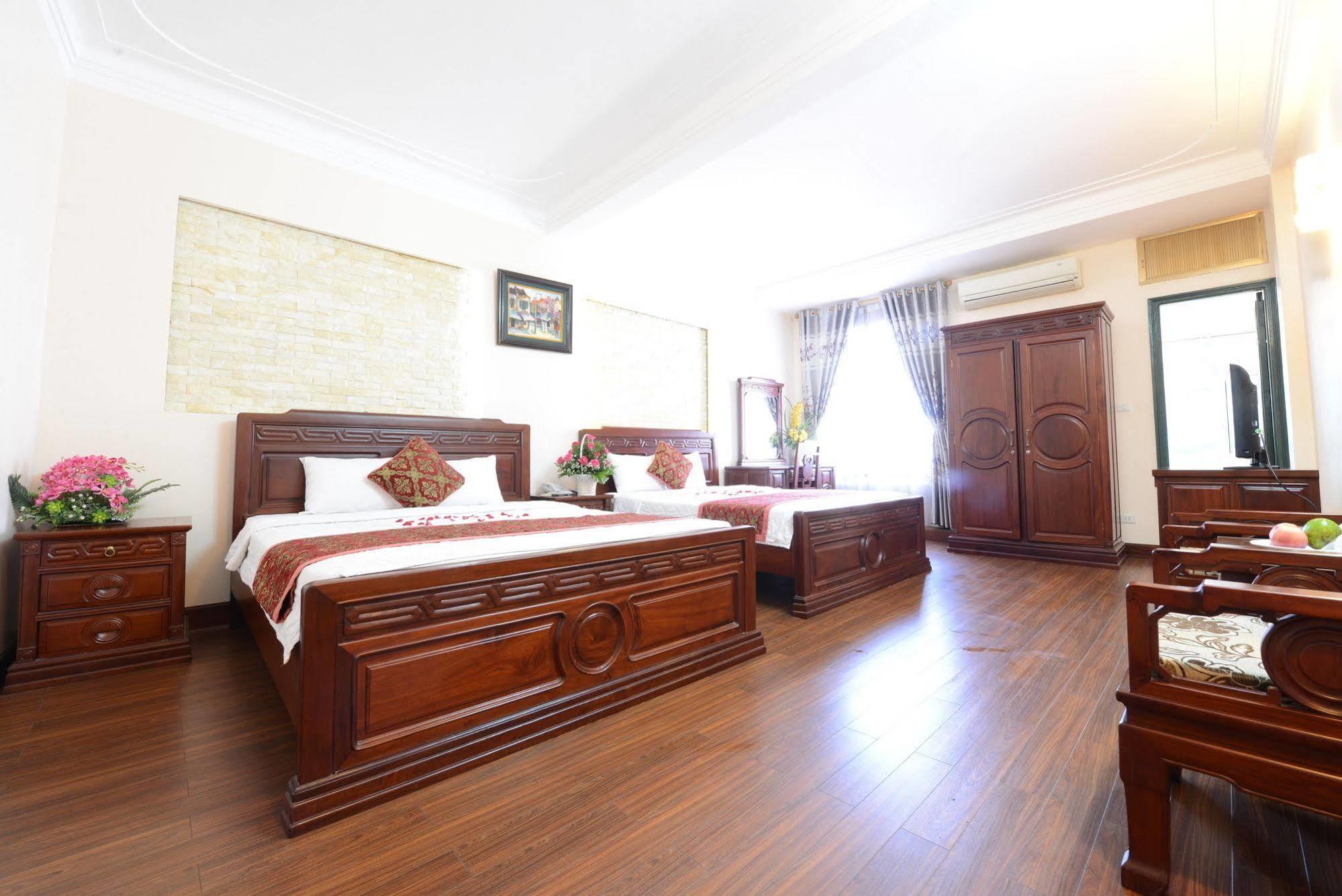Little Diamond Hotel Hanoi Buitenkant foto